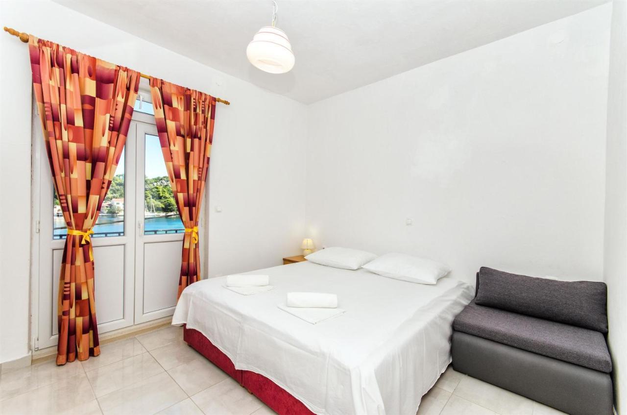Okuklje Apartments Paolo מראה חיצוני תמונה
