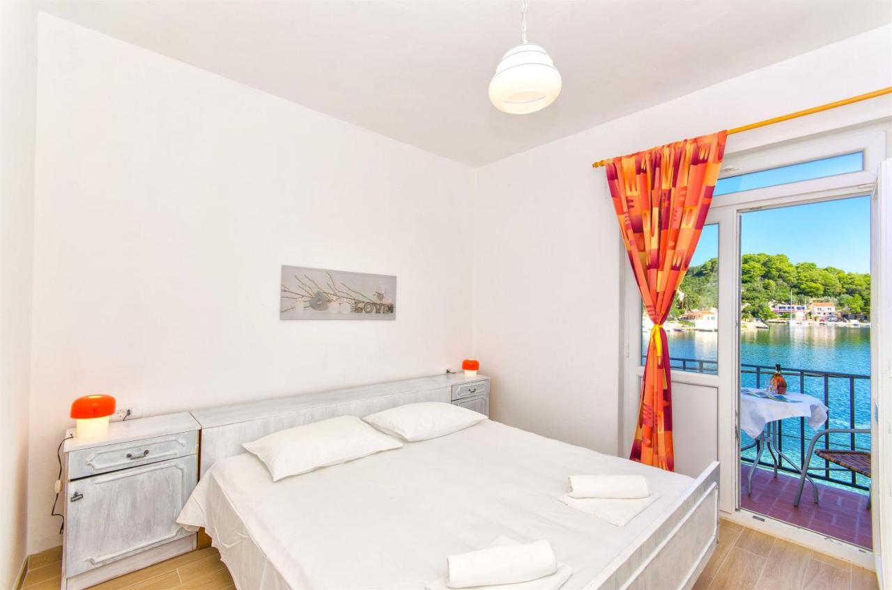 Okuklje Apartments Paolo מראה חיצוני תמונה