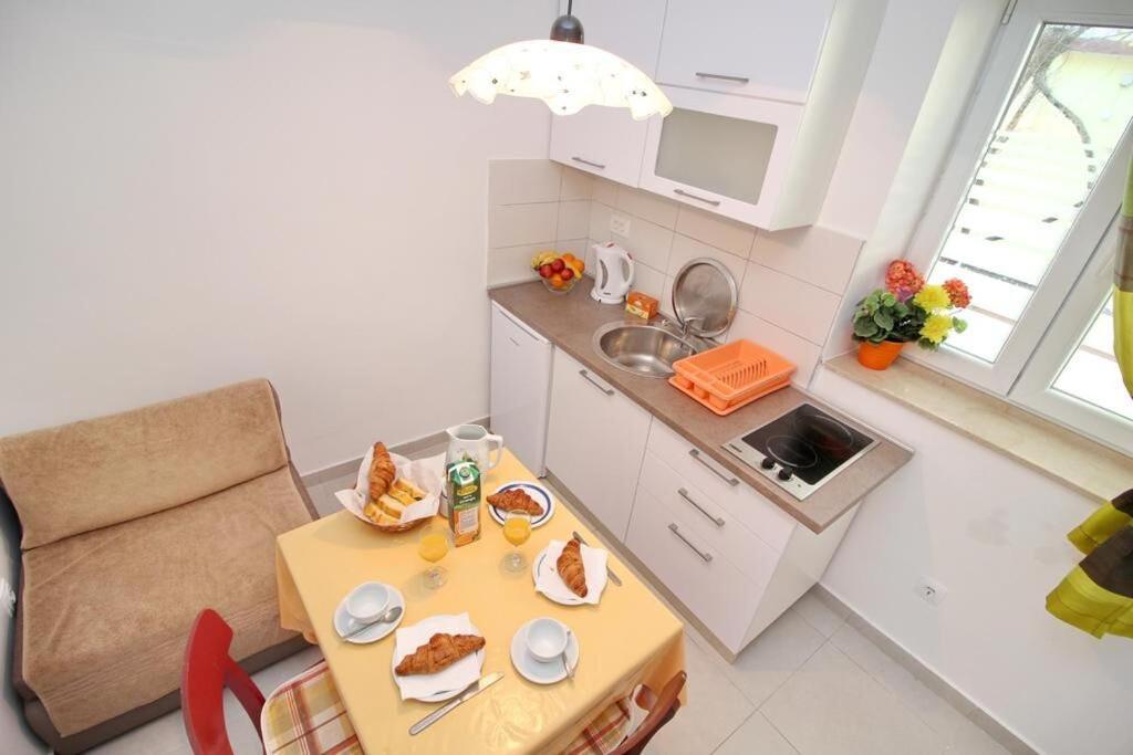 Okuklje Apartments Paolo מראה חיצוני תמונה